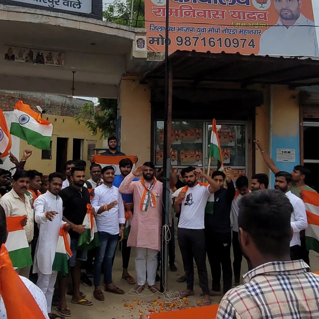 उत्तराखंड : मौसम की खराबी के चलते कल हल्द्वानी आएगा शहीद चंद्रशेखर का पार्थिव शरीर 1 0314a863 919f 4499 99f2 0b58d0c00c19 3