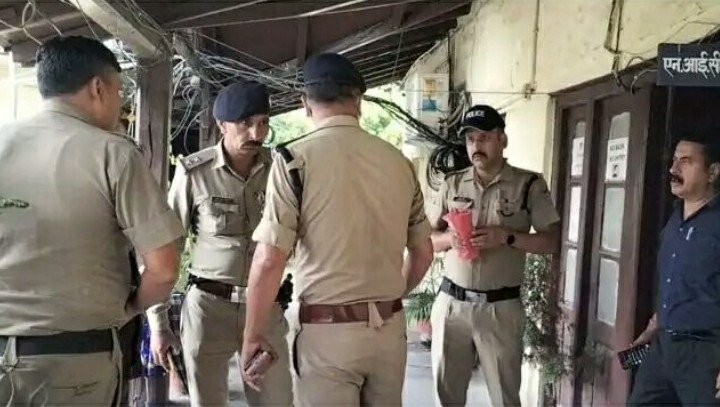 0b9d4cf9 50a0 4adc ac64 7026615a2b81