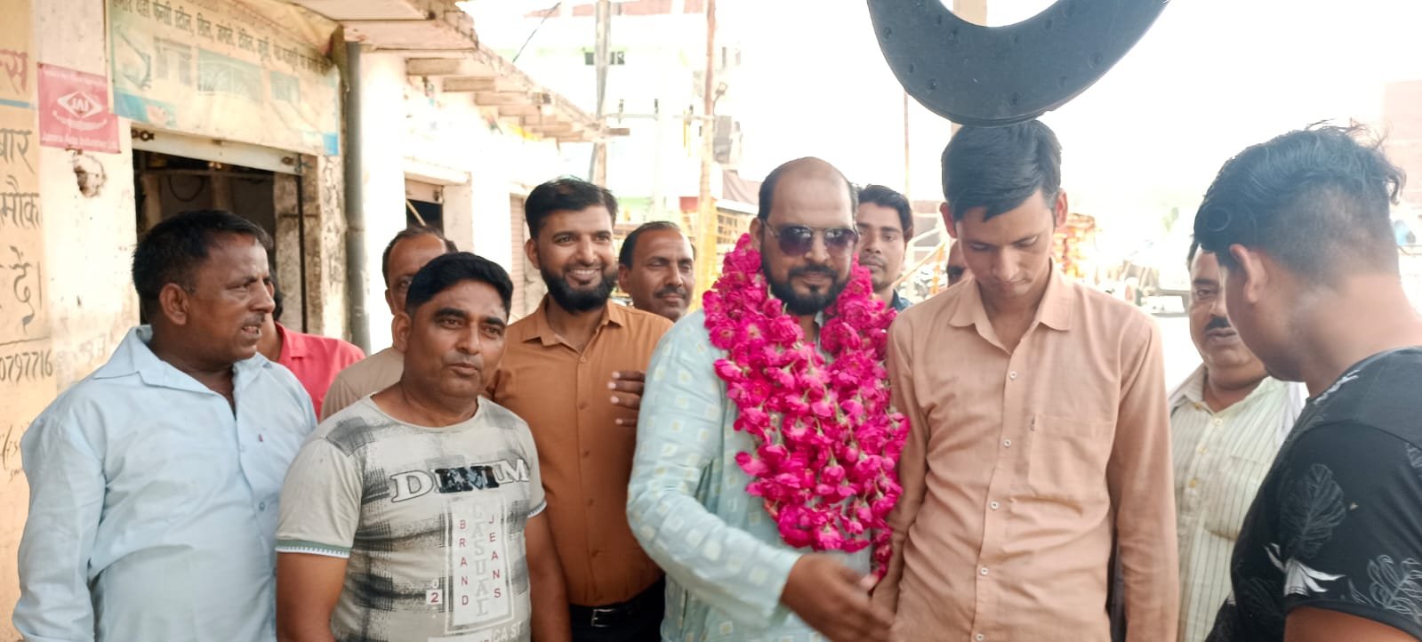 18280694 d12e 4353 a605 6a324e6a987d