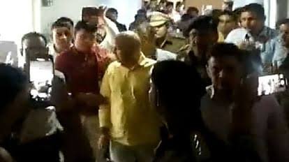 b8c0e607 aa58 401e 884a abbfc6ba4134