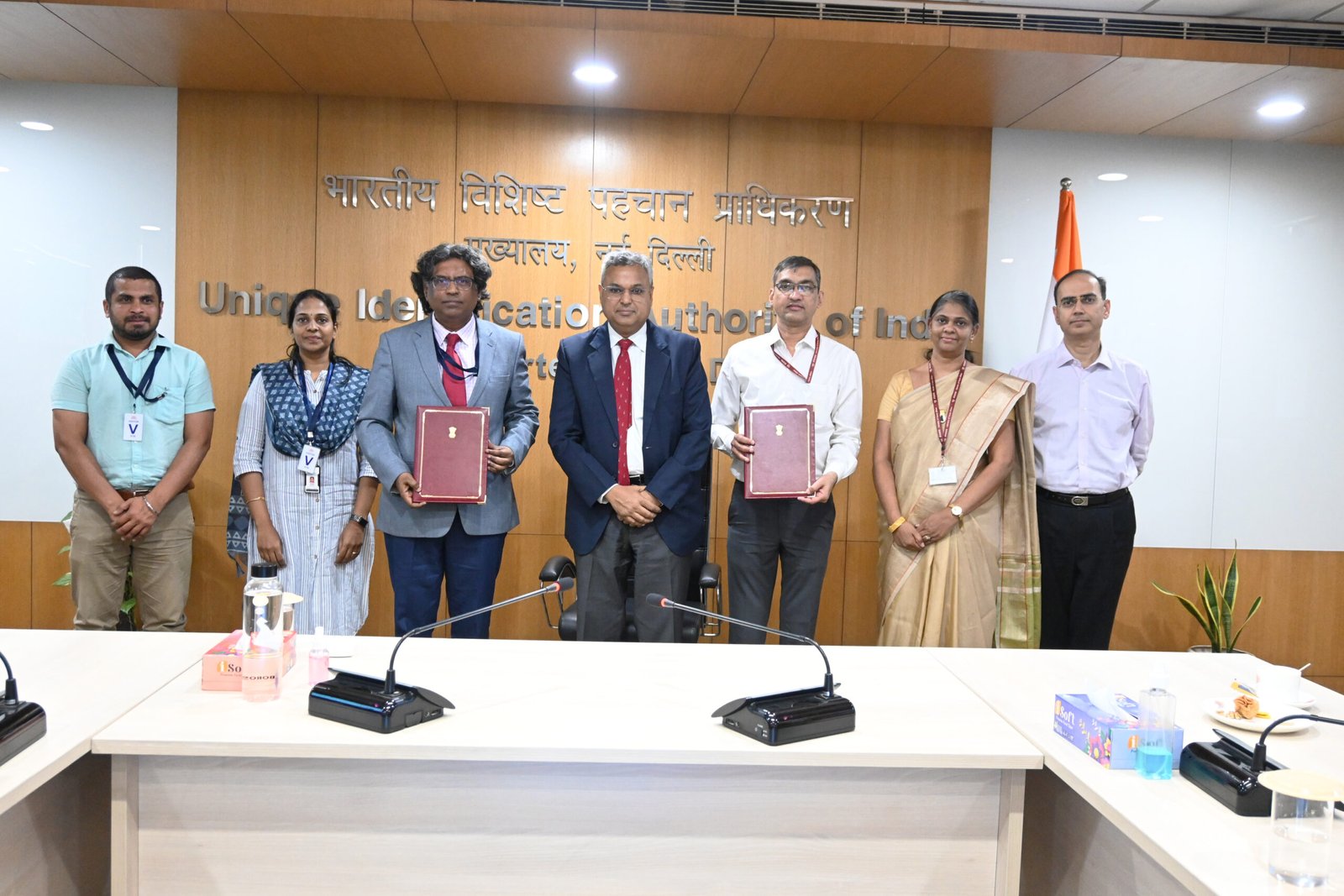 UIDAI SETSMoUpictureL07O scaled