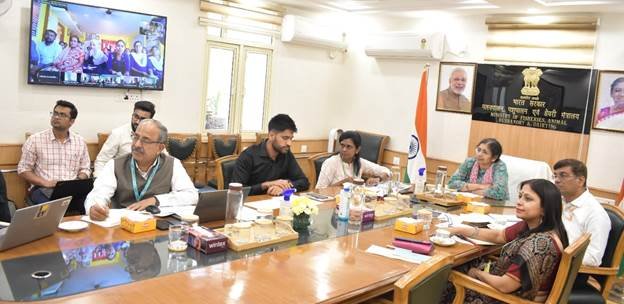 पशु चिकित्सा सेवाओं पर जागरुकता के लिए आकांक्षी जिलों में 2000 शिविरों का आयोजन किया 5 image002LL2R