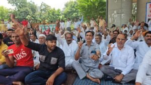 b77bc2cd 3bd5 4ad2 8b22 3f579990e038