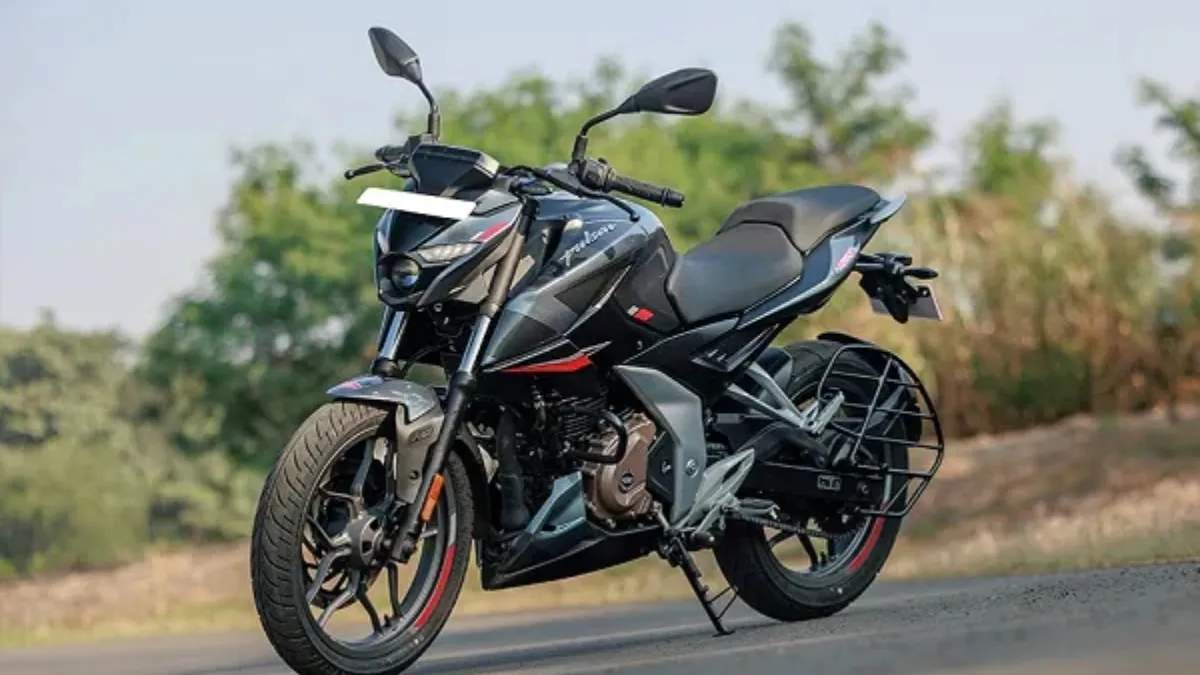 35 Kmpl की माइलेज, ABS की सेफ्टी, Bajaj की स्टाइलिश बाइक में 14 लीटर का फ्यूल टैंक 5 Bajaj Pulsar N250 3