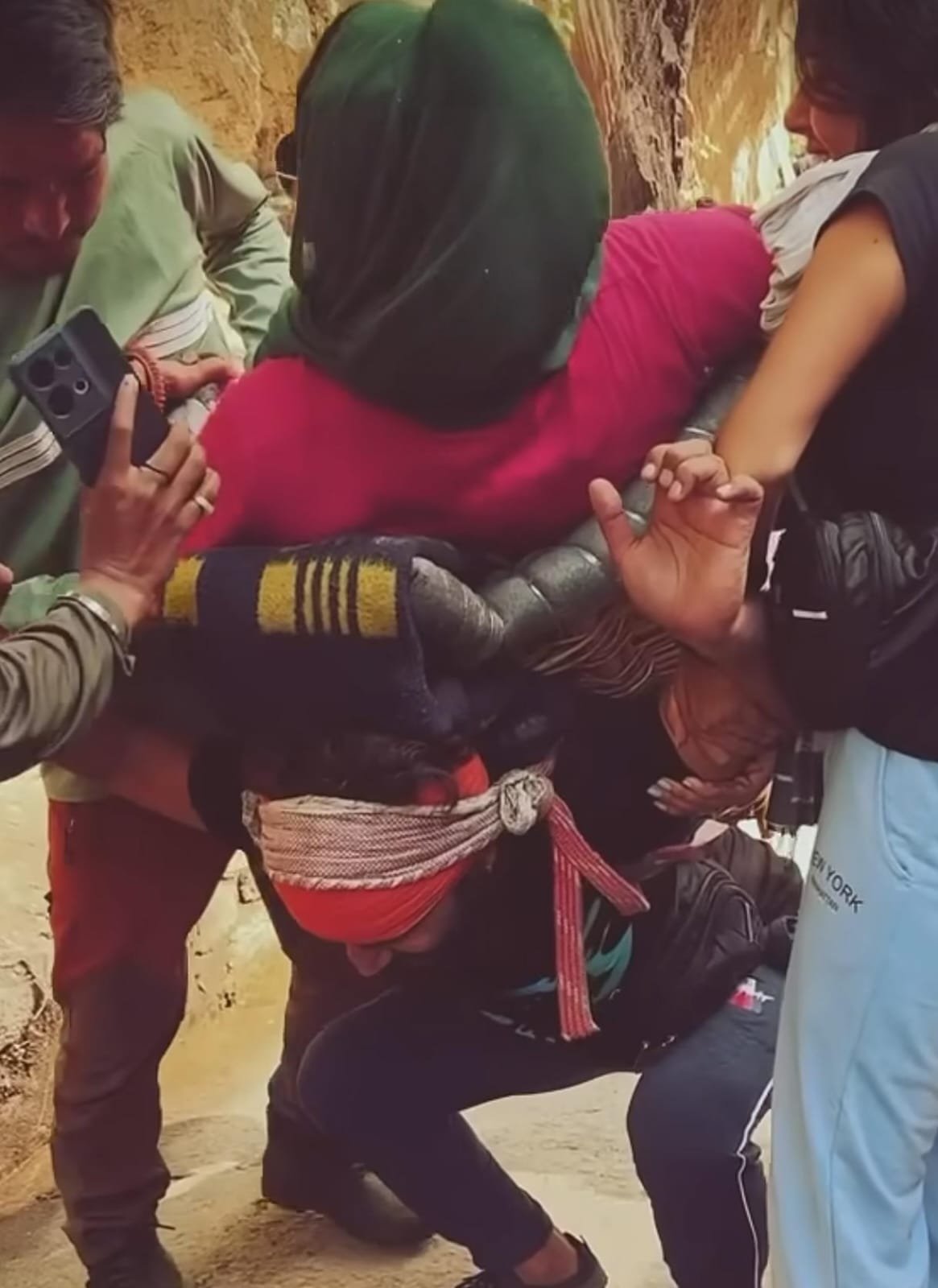 436197083 759724332977561 4687266576774895701 n