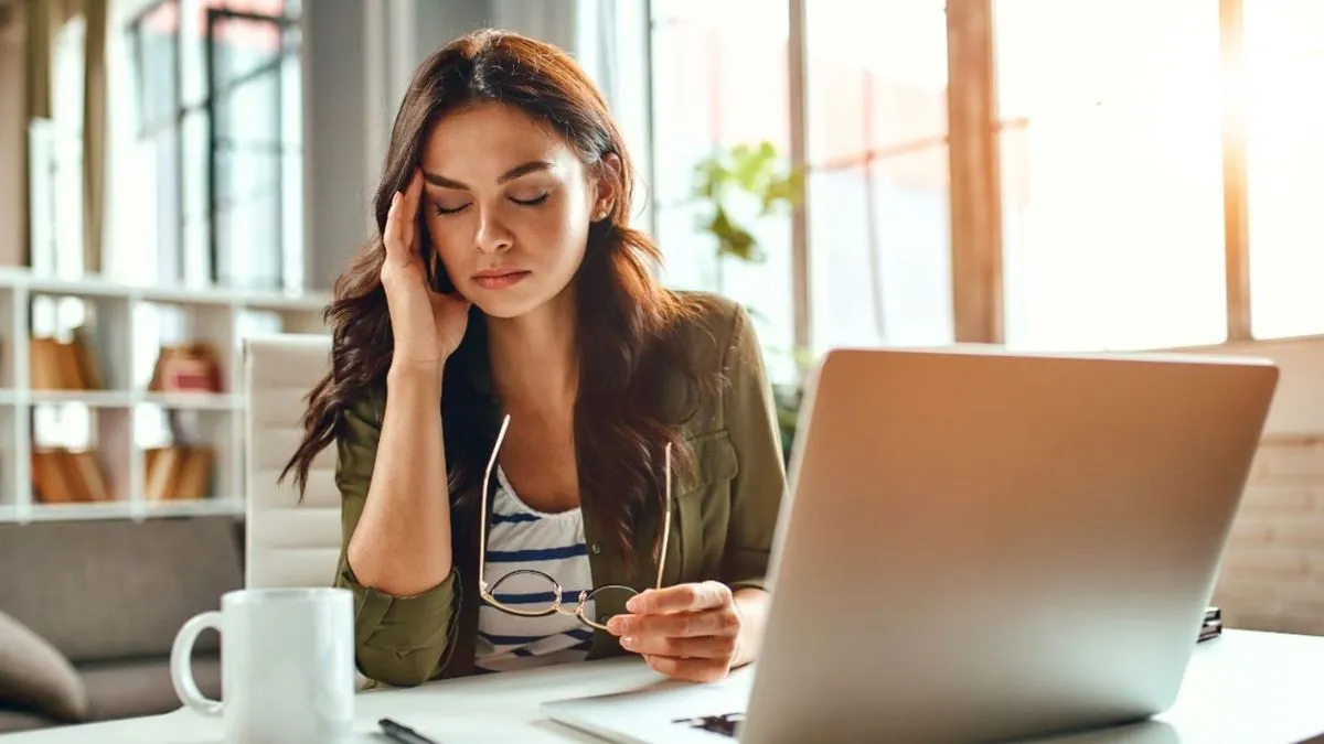 काम की वजह से जीवन में नहीं बन रहा बैलेंस इन 5 प्वाइंट्स में हल होगी मुश्किल 1 Untitled design 5