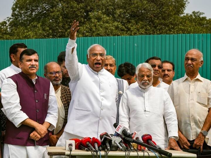 Congress दलितों को निशाना बना रही है? खड़गे द्वारा भाजपा पर जमीन हड़पने के आरोप से विवाद शुरू 1 Congress