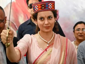 Himachal बाढ़: कंगना रनौत ने थुनाग में नुकसान का जायजा लिया, शीघ्र राहत का आश्वासन दिया