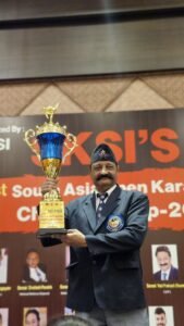 Karate किंग वेदप्रकाश का सम्मान करते हुए 1 Karate