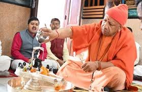 Maha शिवरात्रि 2026: सीएम योगी आदित्यनाथ ने गोरखनाथ मंदिर में किया ‘रुद्राभिषेक’