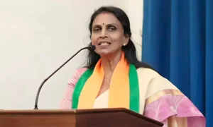 जयशंकर द्वारा उनका नाम न लिए जाने पर BJP उम्मीदवार आर श्रीलेखा कार्यक्रम से बाहर चली गईं।