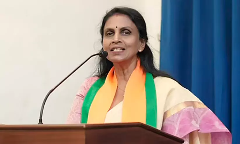 जयशंकर द्वारा उनका नाम न लिए जाने पर BJP उम्मीदवार आर श्रीलेखा कार्यक्रम से बाहर चली गईं। 1 BJP