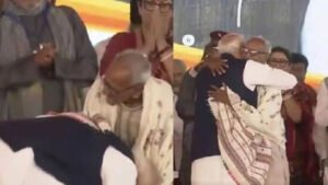 Makhanlal सरकार कौन हैं, 98 वर्षीय भाजपा कार्यकर्ता जिनके पैर पर पीएम मोदी ने बंगाल शपथ समारोह में हाथ रखा