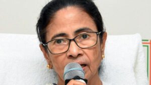 Mamata बनर्जी ने इस्तीफा देने से इंकार कर दिया। फिर उन्होंने दे दिया। उन घंटों में क्या हुआ?