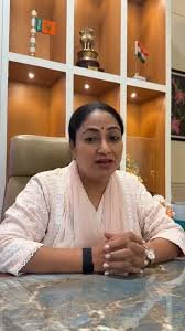 Delhi की मुख्यमंत्री रेखा गुप्ता और मंत्री हर्ष मल्होत्रा ने श्यामा पी मुखर्जी की याद में पौधे लगाए। 1 Delhi