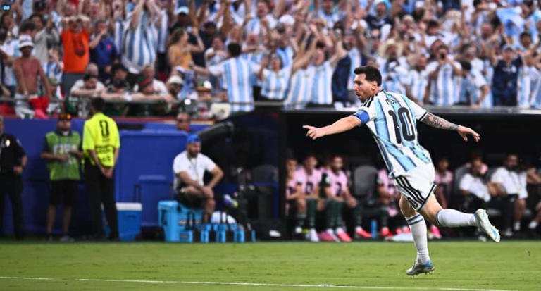 FIFA वर्ल्ड कप 2026: मेस्सी का जादू जारी, अर्जेंटीना की 3-0 की जीत में हैट्रिक 1 FIFA