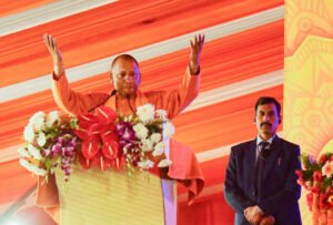Farmers को फैसला करने में एक घंटा: आदित्यनाथ ने ज़ेवड़ भूमि अधिग्रहण की यात्रा याद की