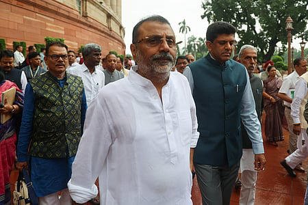BJP सांसद निशिकांत दुबे का दावा है कि चल रहे NEET विरोध के बावजूद युवा अभी भी पीएम मोदी पर भरोसा करते हैं 1 BJP