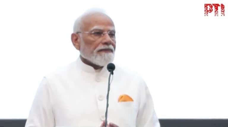 PM मोदी ने इंडोनेशियाई संसद में महत्वपूर्ण भाषण के दौरान नेहरू का ज़िक्र किया 1 PM