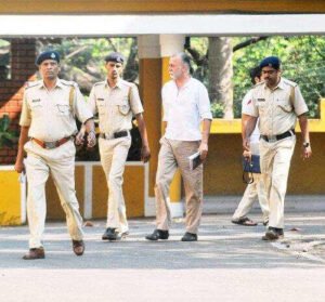 Tejpal के वकील ने हाईकोर्ट को बताया कि शिकायतकर्ता एफआईआर नहीं चाहती थी, दोनों को राजनीतिक पीड़ित कहा
