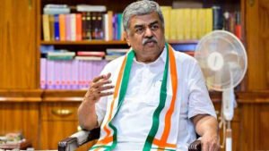 Hariprasad ने बीजेपी को आरएसएस शाखाओं में राष्ट्रगान गाने की चुनौती दी