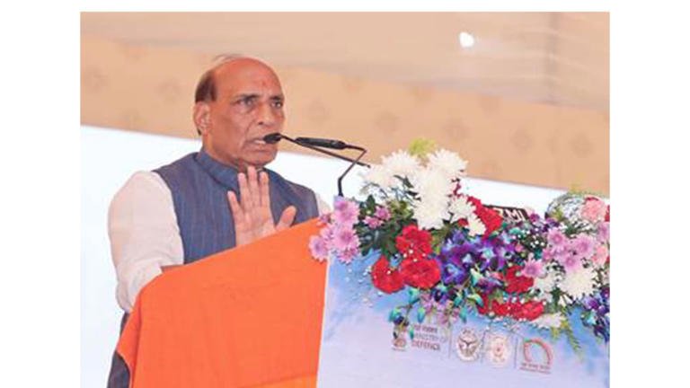 Rajnath सिंह, योगी आदित्यनाथ ने लखनऊ में 100 करोड़ रुपये की परियोजनाओं का शुभारंभ किया 1 Rajnath