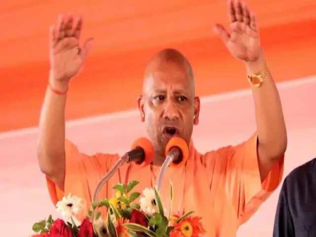 CM Yogi आज लखनऊ में 1,375 पंचायत अधिकारियों की नौकरियां बांटेंगे 1 CM Yogi