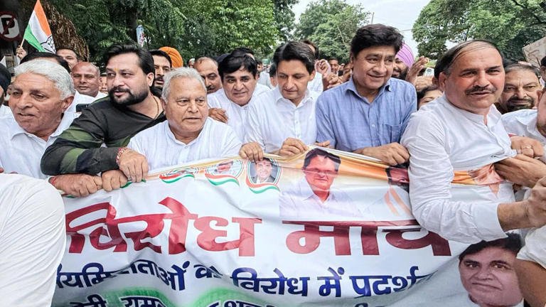 Haryana चुनाव विवाद: कांग्रेस सांसद दीपेंद्र हुड्डा ने कथित वोट में हेरफेर को लेकर CEC से इस्तीफा और नए चुनाव की मांग की 1 Haryana