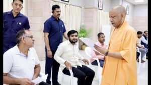 Yogi ने पुलिस की ढील के खिलाफ चेतावनी दी, गलती करने वाले अधिकारियों के खिलाफ कार्रवाई की मांग की
