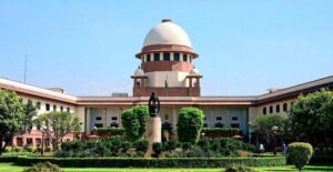 SC ने महाराष्ट्र SIR याचिका पर ईसी को नोटिस जारी किया, मतदाता सूची संशोधन को रोकने से मना किया