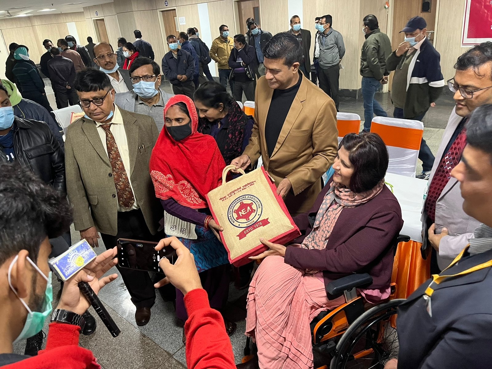 4d4af0a6 596c 48ef b8b1 5d985dd5db3f