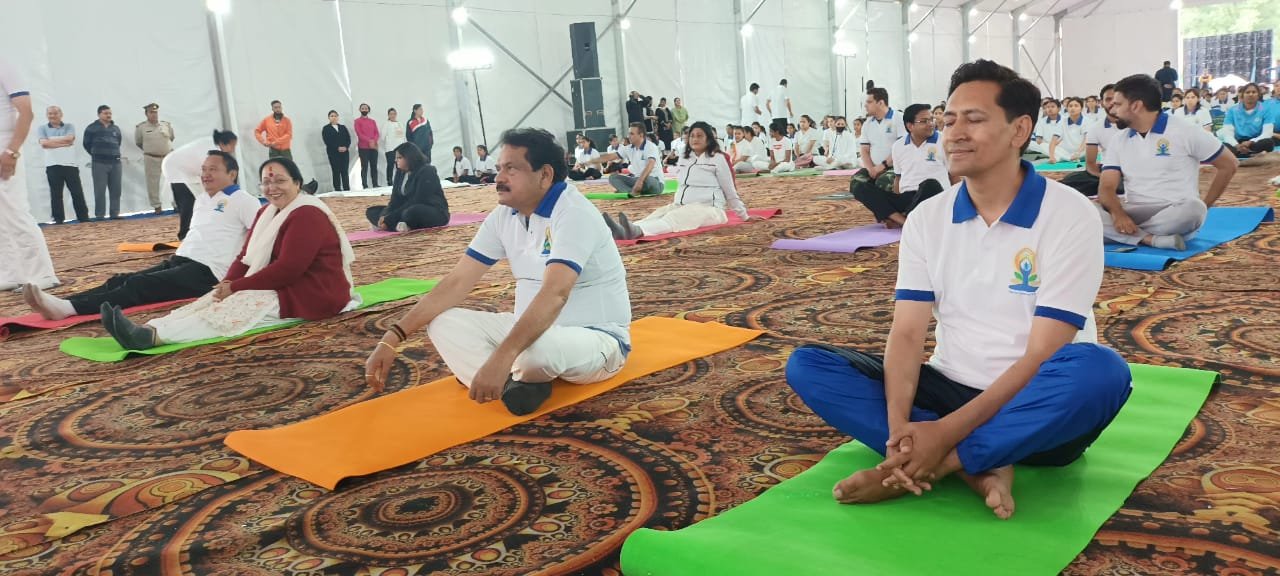 611275ea 7770 4129 aab5 5d12b470e881