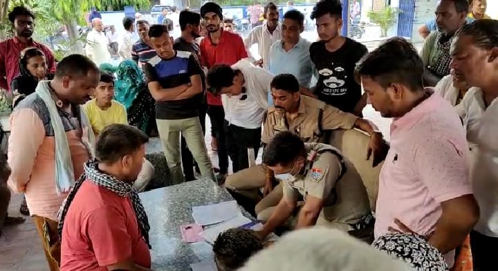 7215a4de d24f 4863 9c06 3012d6ed113b