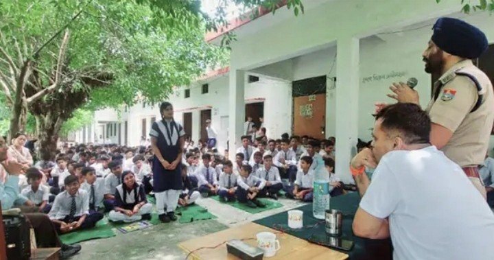 81c4fb9a f16f 4d08 88e7 8f9bbd3b0aea