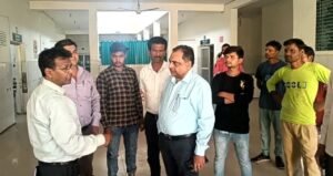 बदायूं में चोरी की अजीब घटना सोना गया न पैसा मृतक कैदी के शव से दोनों आंखें हुई चोरी चोर का कोई सुराग नहीं...जिलाधिकारी ने दिए जांच के आदेश 4 8d35a261 d776 4be8 aeb9 0dd964b31944