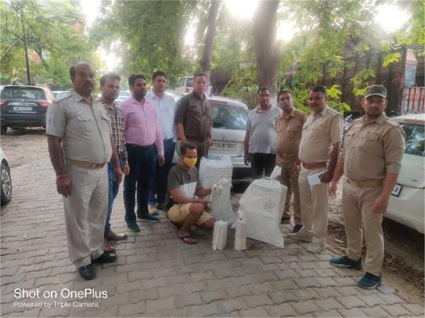 शराब तस्करों की धरपक्कड़ जारी, बॉर्डर इलाकों पर चेकिंग के दौरान 6 अभियुक्त गिरफ्तार 1 GBD 04