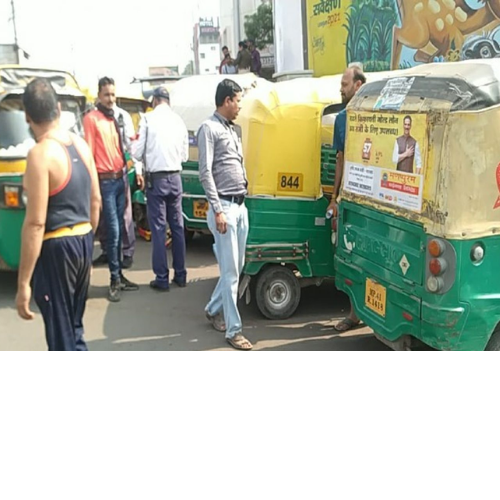 पुलिस ने अभियान चलाकर 53 ऑटो सीज किए 1 Untitled design 2022 05 25T200855.785