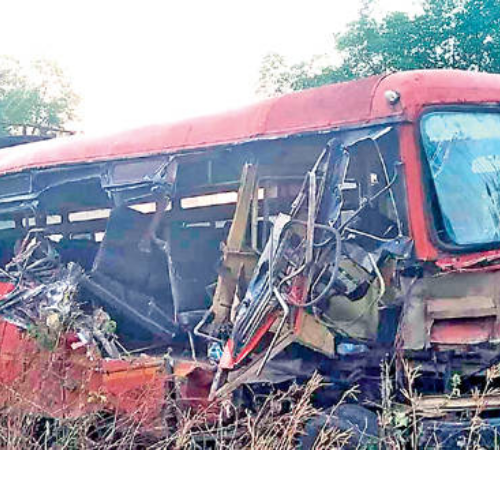 महाराष्ट्र : बस हादसे के शिकार व्यक्ति के परिजनों को 13 लाख रुपये मुआवजा देने का निर्देश 1 Untitled design 2022 05 28T202157.144