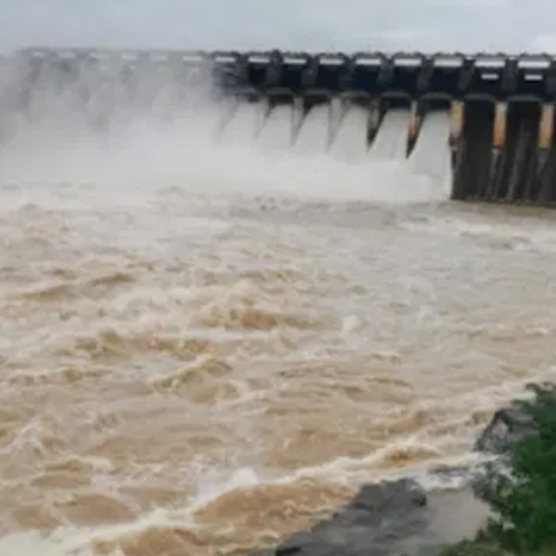 लगातार बारिश के चलते फिर खोले गए बरगी बांध के गेट, अलर्ट जारी 1 Untitled design 2022 09 14T172244.024