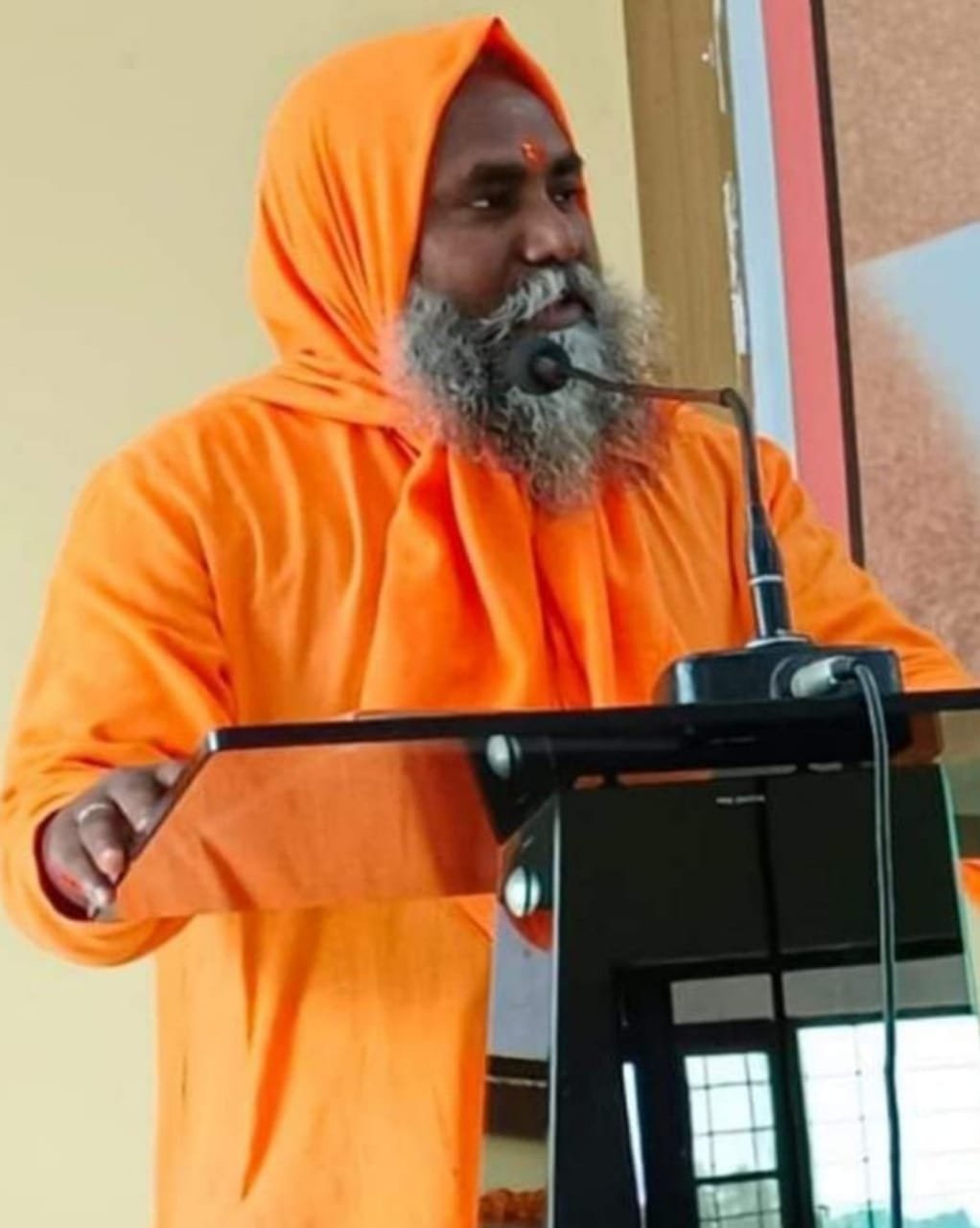 b38476a7 4db3 4e2f 82e7 eb2264bbdbd4