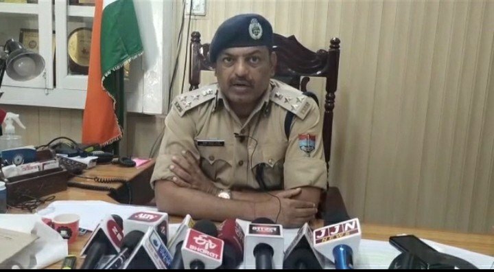 d4845b7d 6961 4551 973c bf7cd05e8878