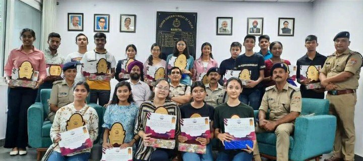 fc5bf8ca d918 4268 a16e adf23ba6eaca