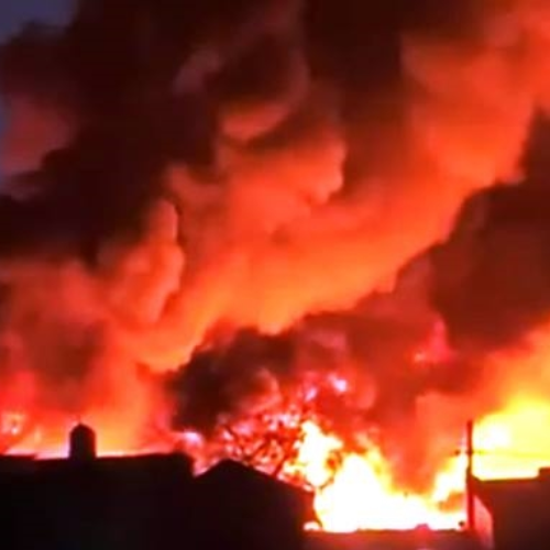 पुलिस ने बड़ी संख्या में कांग्रेस नेताओं को लिया हिरासत में 2