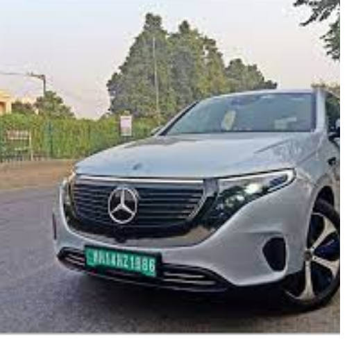 सलमान ने की 39धाकड़39 कंगना की तारीफ क्वीन बोलीं थैंक्स मेरे दबंग हीरो 2